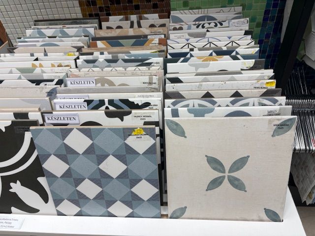 25x25 KE SOFIA MARINA törtfehér mintás matt Járólap