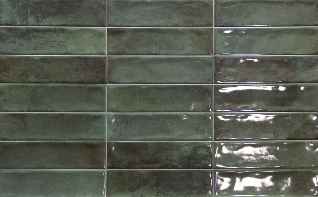 6,5x20 CEB FOREST fényes zöld prémium fürdőszobai csempe