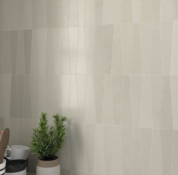 EQUIPE BAMBOO ARENA bézs padlólap és falburkolat